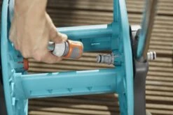 GARDENA AquaRoll S Slangenwagenset - Incl. 20 M Classic Slang -Buitentuin gardena aquaroll s slangenwagenset incl 20 m classic slang 1619704720 l