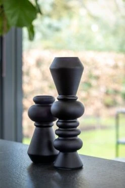 Vaas LIVON Mat Zwart - 13,5 X 13,5 X 44,5 Cm 6 Vaas LIVON Mat Zwart - 13,5 X 13,5 X 44,5 Cm -Buitentuin vaas livon mat zwart 13 5 x 13 5 x 44 5 cm 533x800 61b347da13814 l